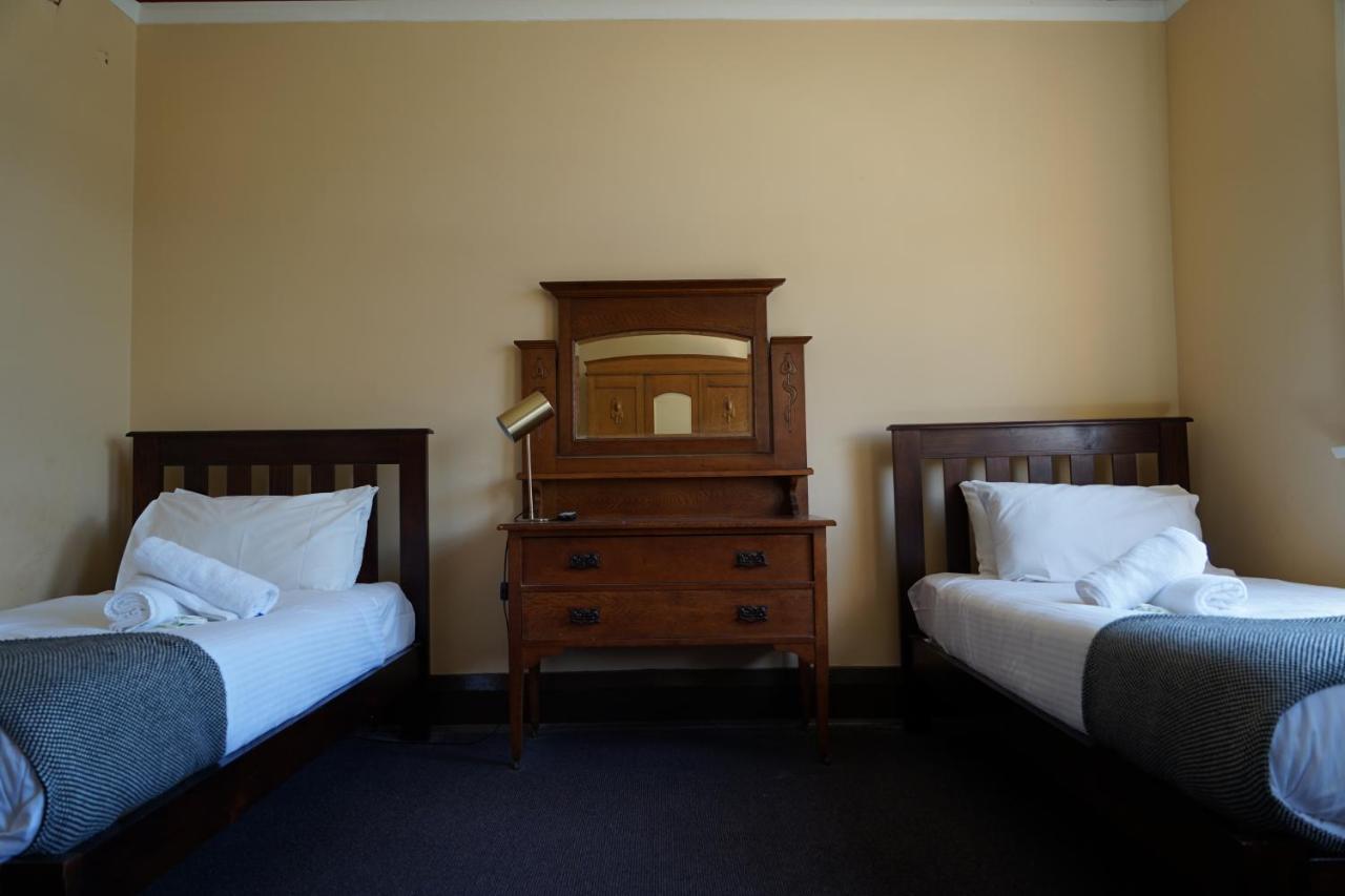 Sir Joseph Banks Hotel Sydney Exterior foto